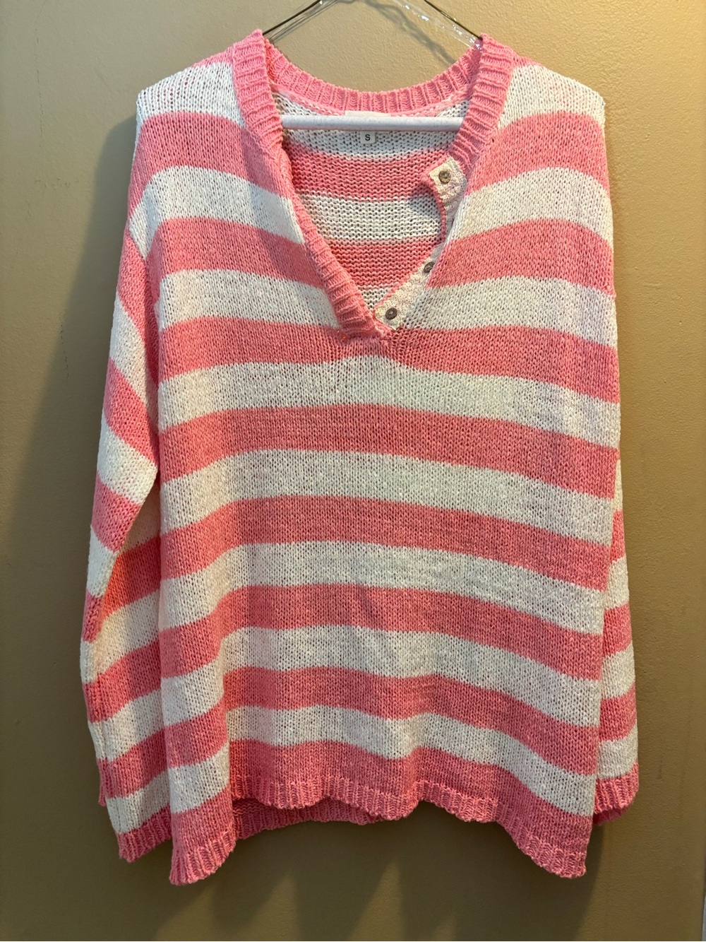 Pol Striped Pink and White V-Neck Women's Sweater Small